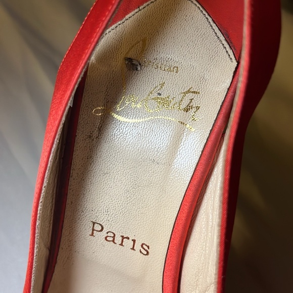 Christian Louboutin DEFECTIVE heels size 40 READ THE DESCRIPTION - Picture 5 of 8